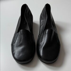 Women’s Aerosoles Black Leather Loafers